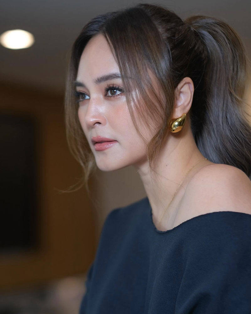 นานา ไรบีนา