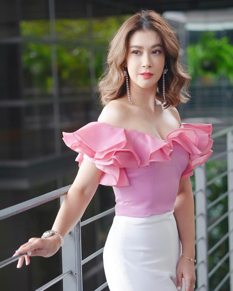 เอมี่ กลิ่นประทุม