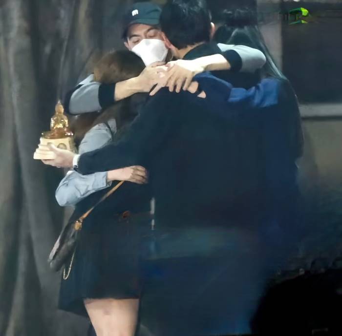 เมียแซม ยุรนันท์ 