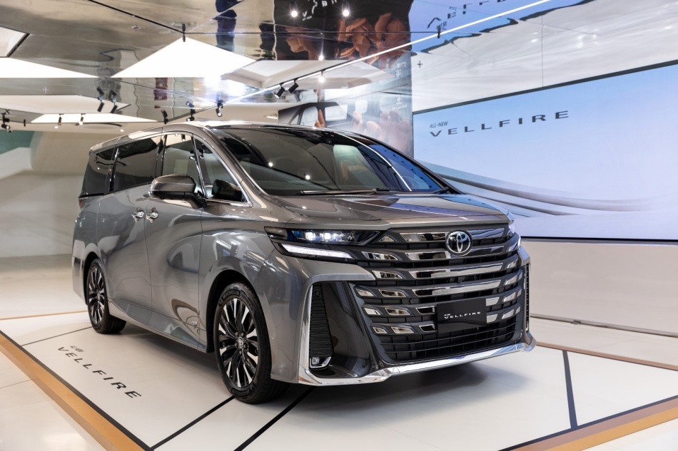 toyota vellfire 2024