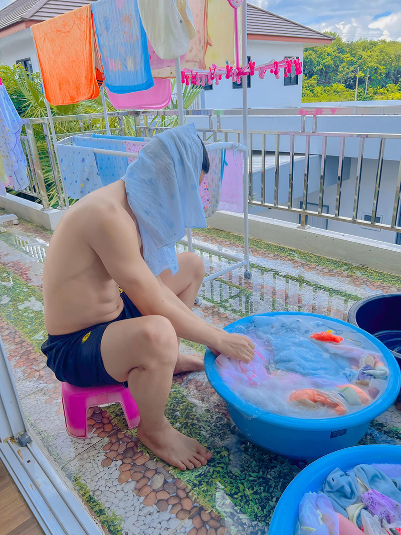 ยิว ฉัตรมงคล