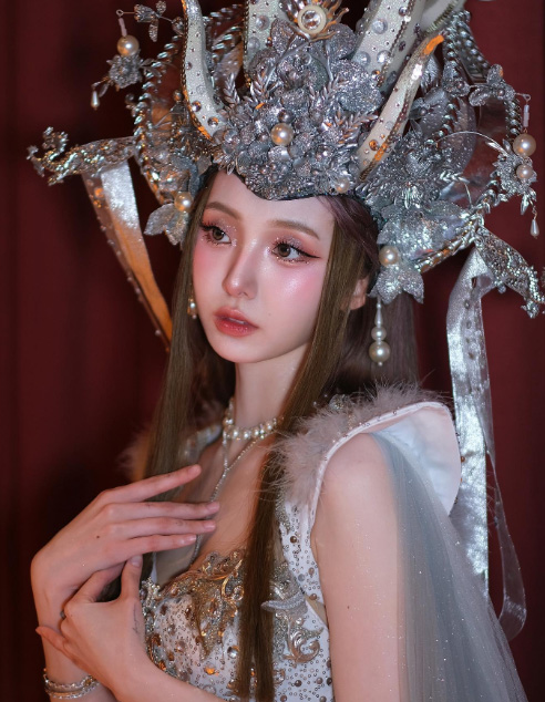 เนเน่ พรนับพัน ประวัติ