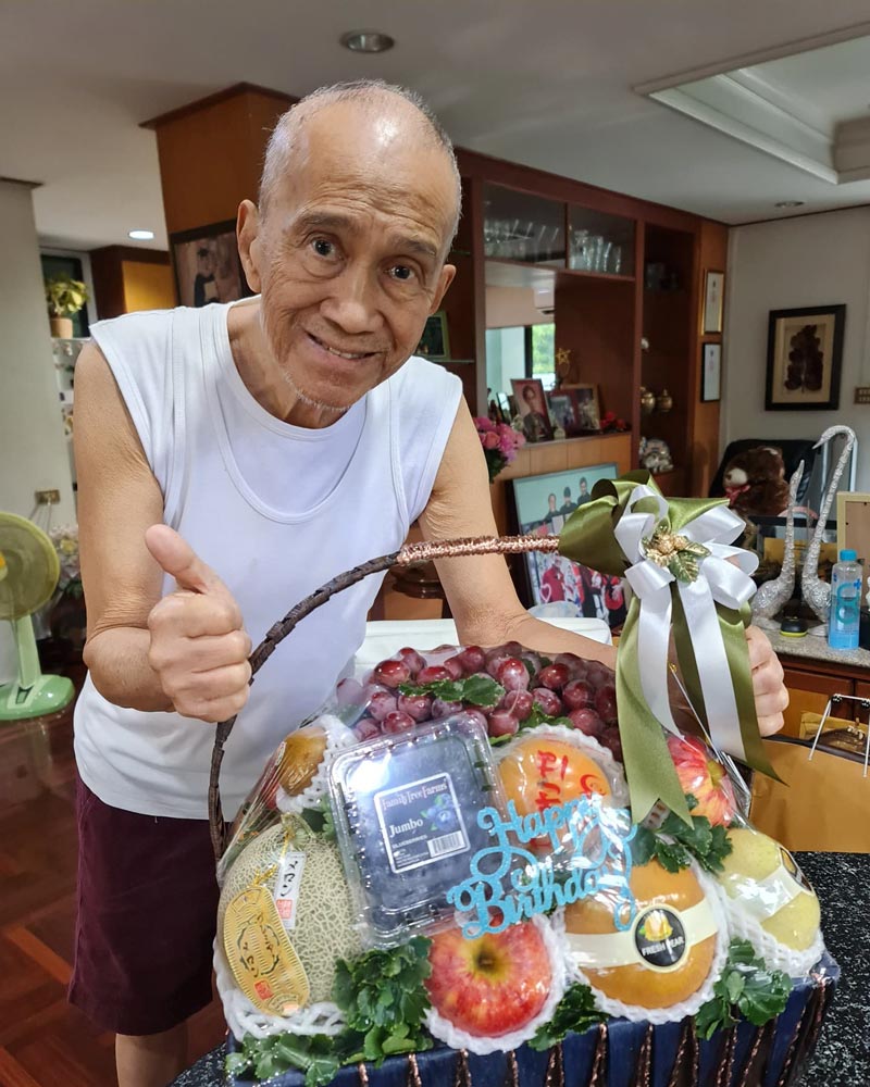 ต้อย เศรษฐา ศิระฉายา