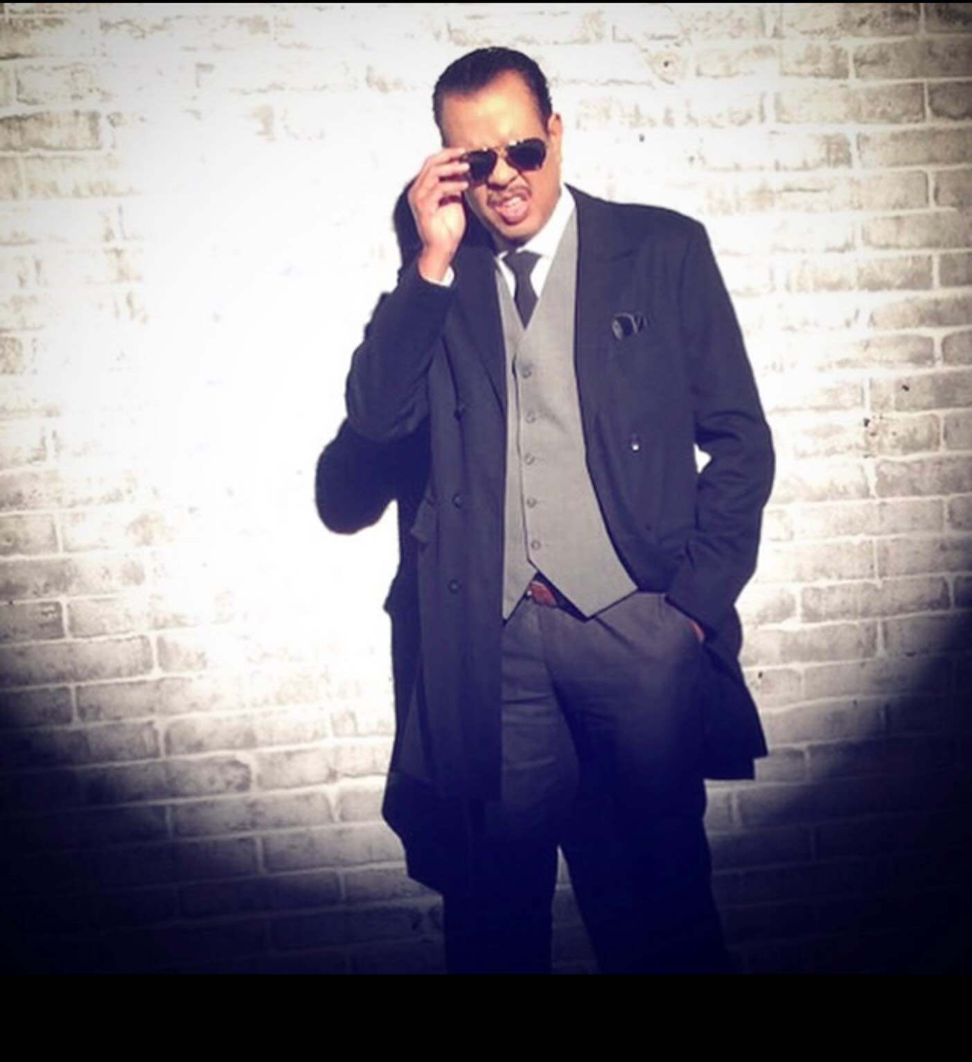 โน้ต เชิญยิ้ม 