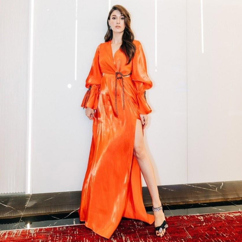 แฟชั่นสีส้ม