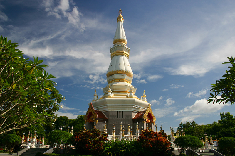 วัดหินหมากเป้ง