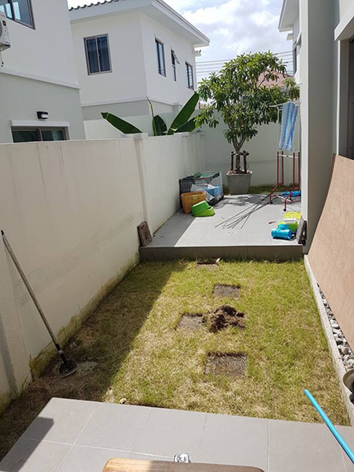 จัดสวนข้างบ้านทาวน์เฮ้าส์