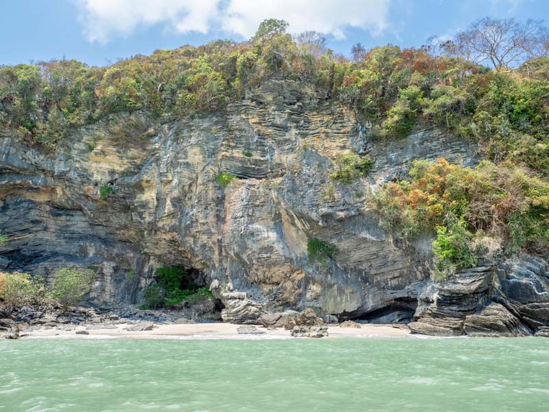 หินพับผ้า อ.ขนอม