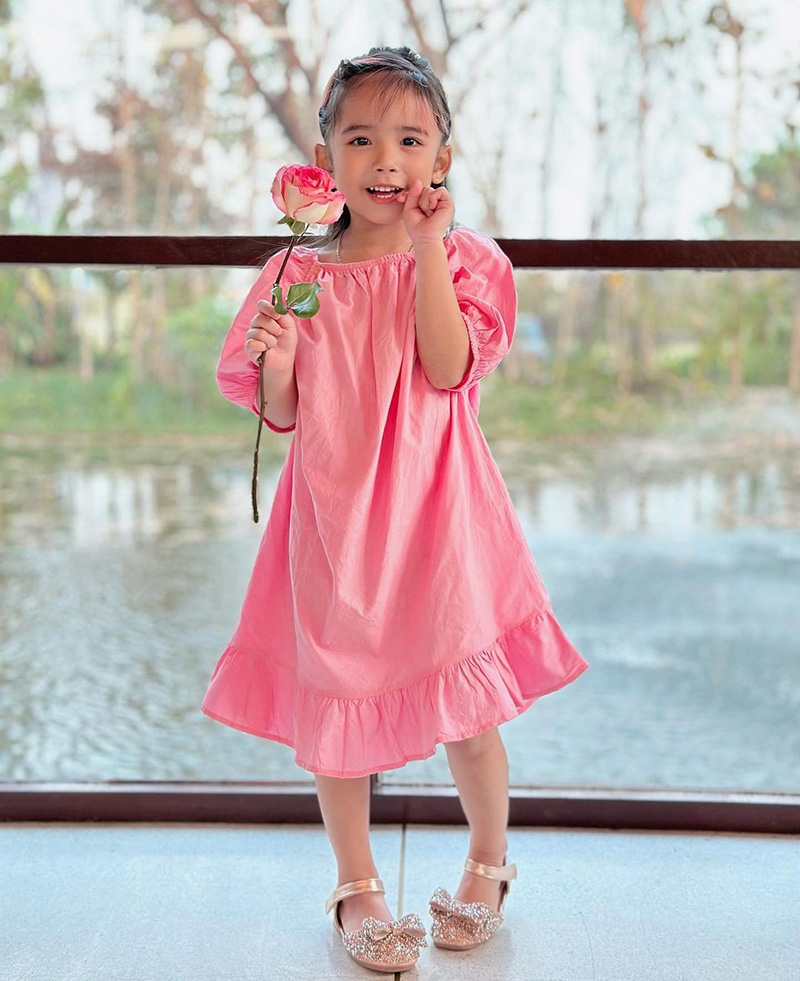 น้องดิสนีย์ ลูกสาว อุ้ม ลักขณา