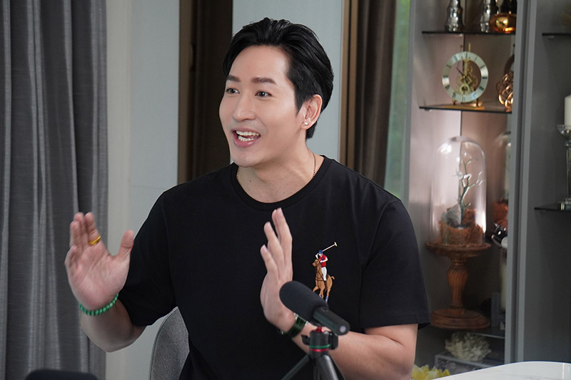 ไนกี้ นิธิดล