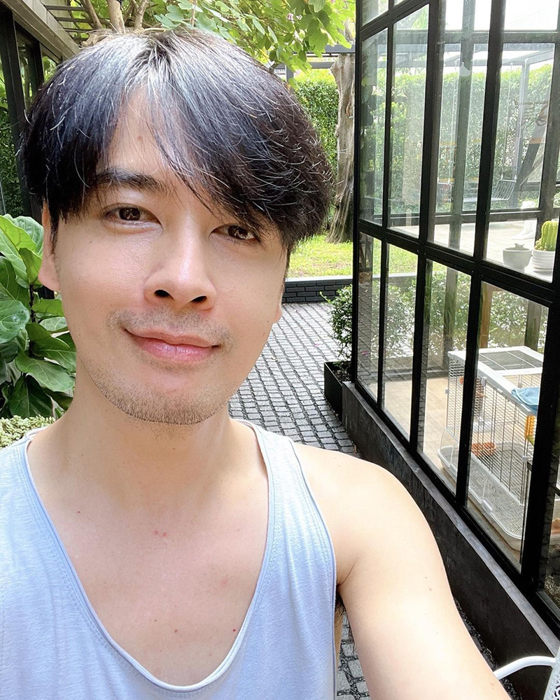 ออย ธนา