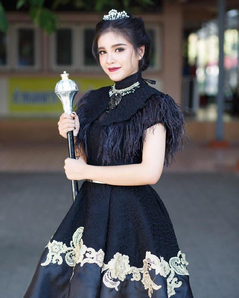 ขนม ศศิกานต์ อดีตภรรยา ครูเต้ย อภิวัฒน์ สาวสวยดีกรีดาวมหาวิทยาลัย ที่เพิ่งเปิดตัวรักใหม่