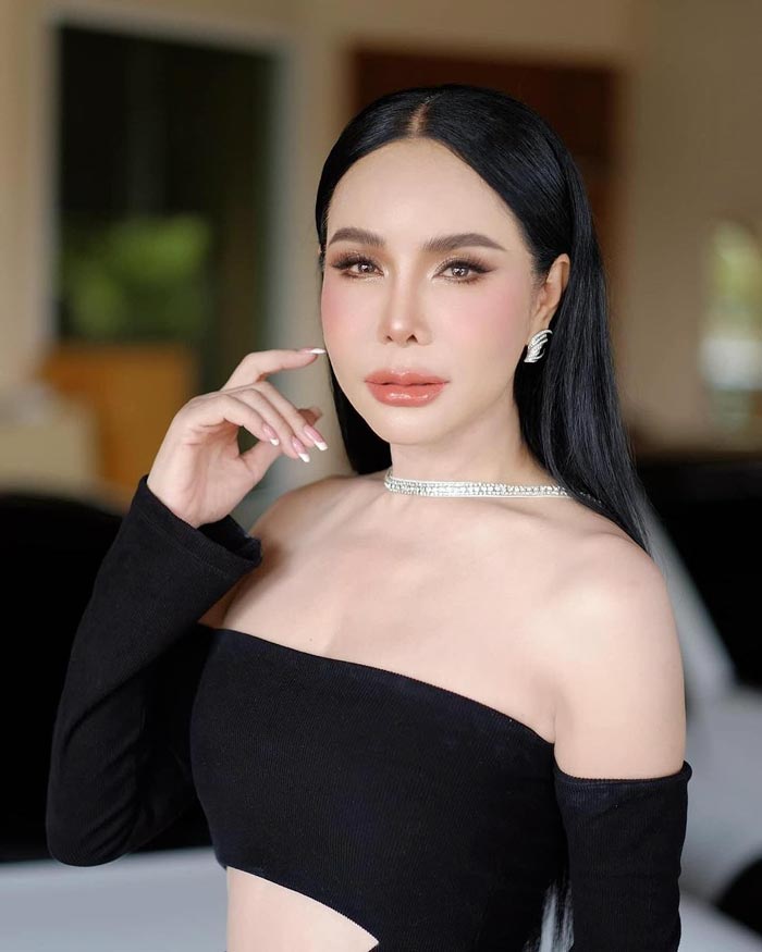 แม่ลี แม่ แก้มบุ๋ม ปรียาดา