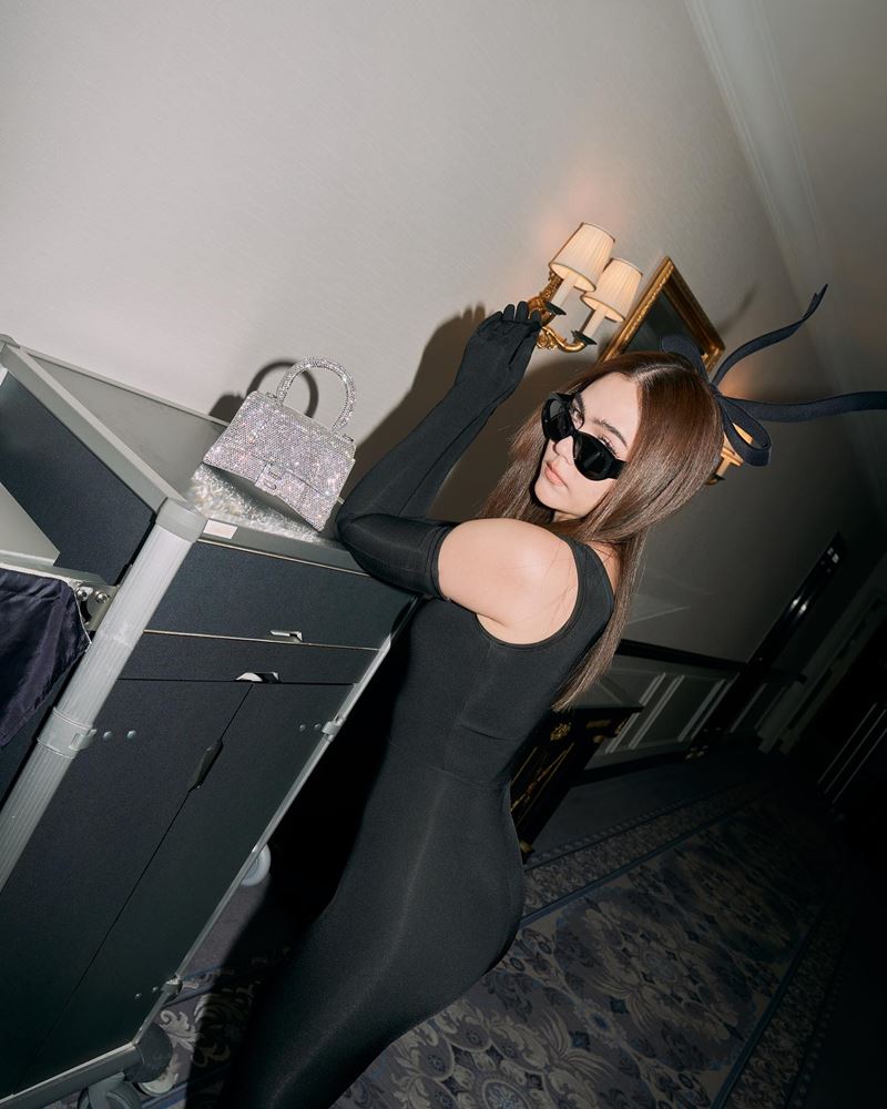 ชมพู่ อารยา