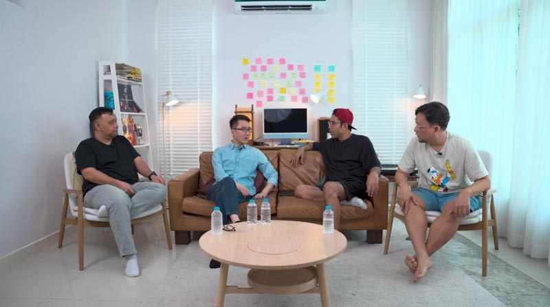 หลุน วง Peak ผันตัวเป็นพนักงานคาร์โก้