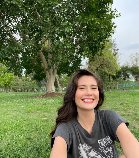 มารีญา พูลเลิศลาภ