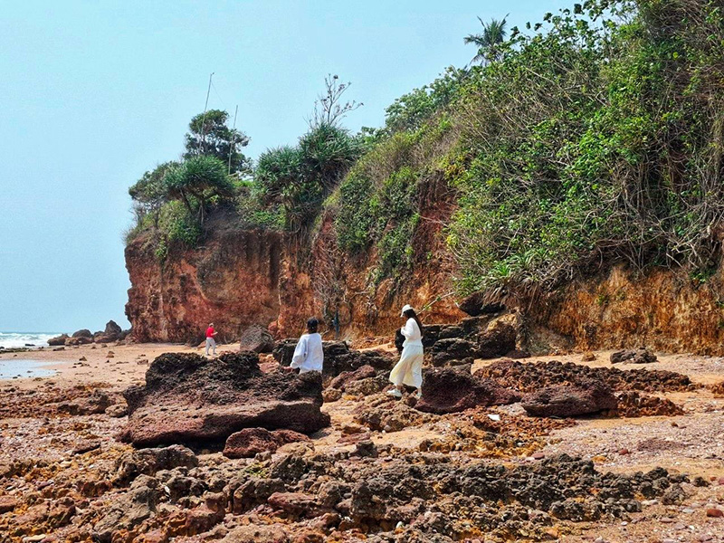 ผาฝั่งแดง ประจวบฯ