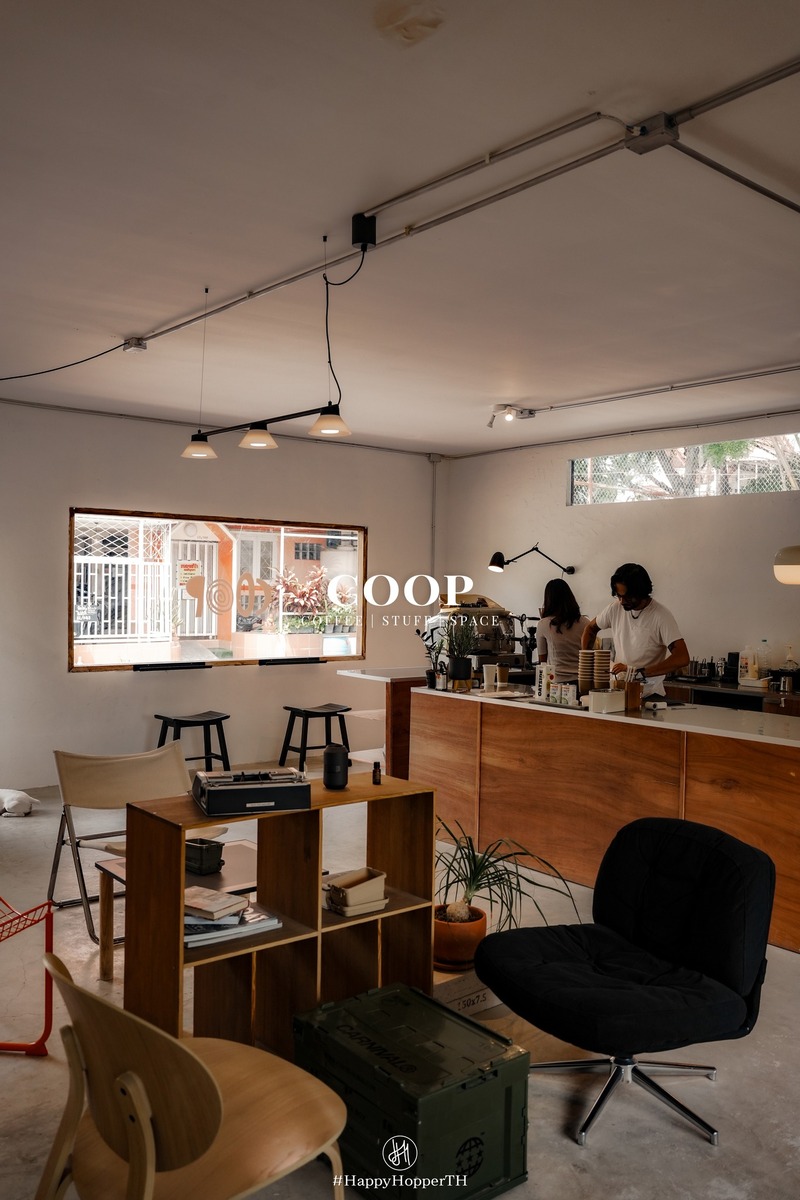 COOP (Coffee and Stuff) คาเฟ่ในปทุมธานี 