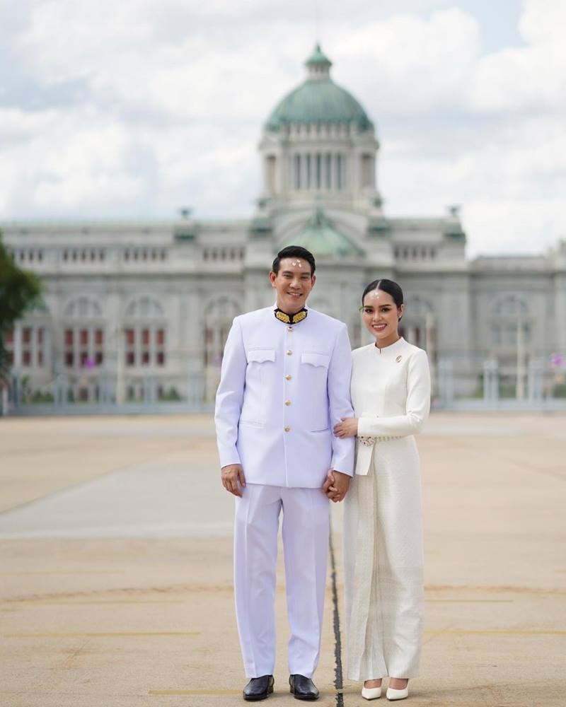 ออม ทายาททิฟฟี่ ดีเจอิฐ รับพระราชทานน้ำสังข์ กรมสมเด็จพระเทพฯ