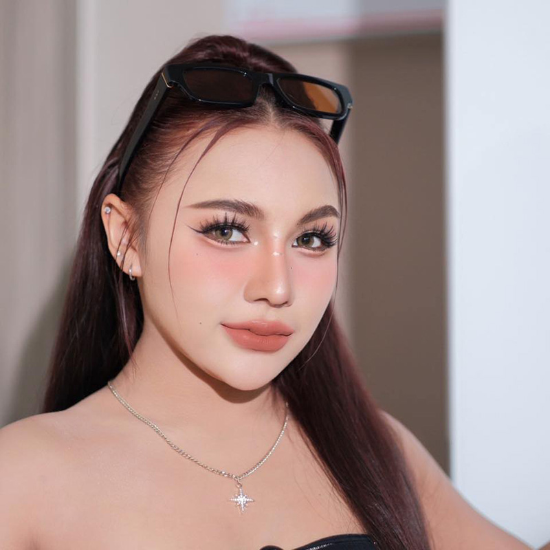 ลิลลี่ ได้หมดฯ ยิ้มปลื้ม ออกรถใหม่ป้ายแดง 