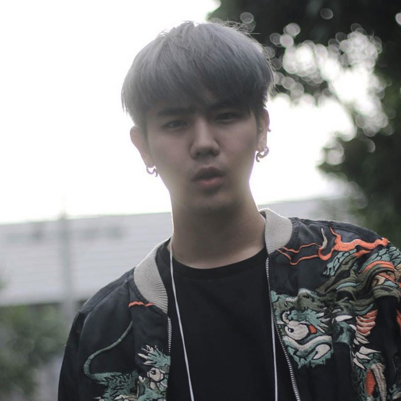 นิก คุณาธิป