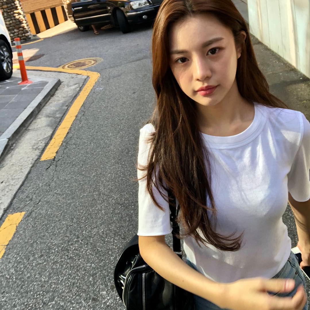 โกยุนจอง