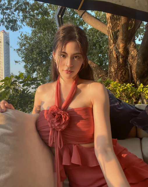 หยิน ฝันดาว ประวัติ