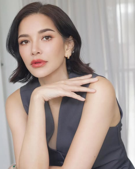 อ้อม พิยดา