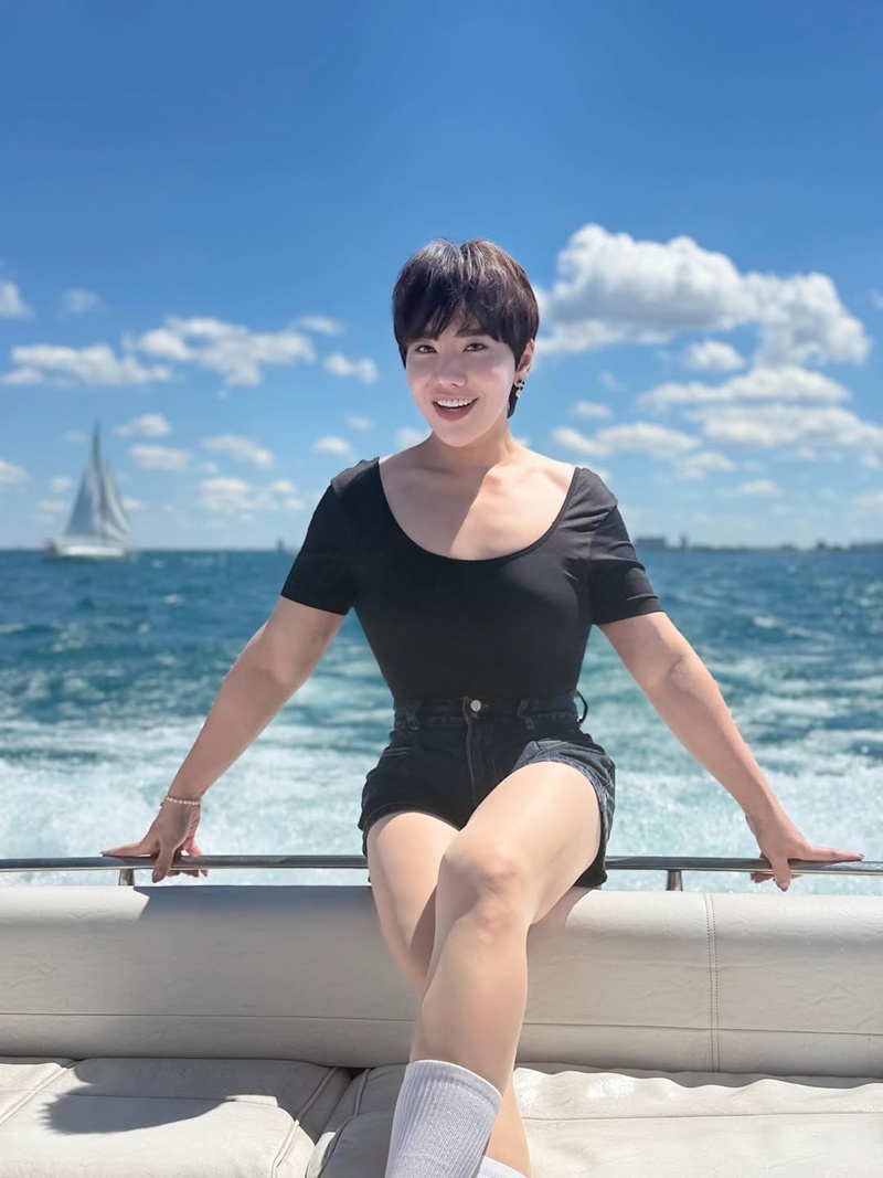 ดีเจบุ๊กโกะ เช็กอินชิคาโก 