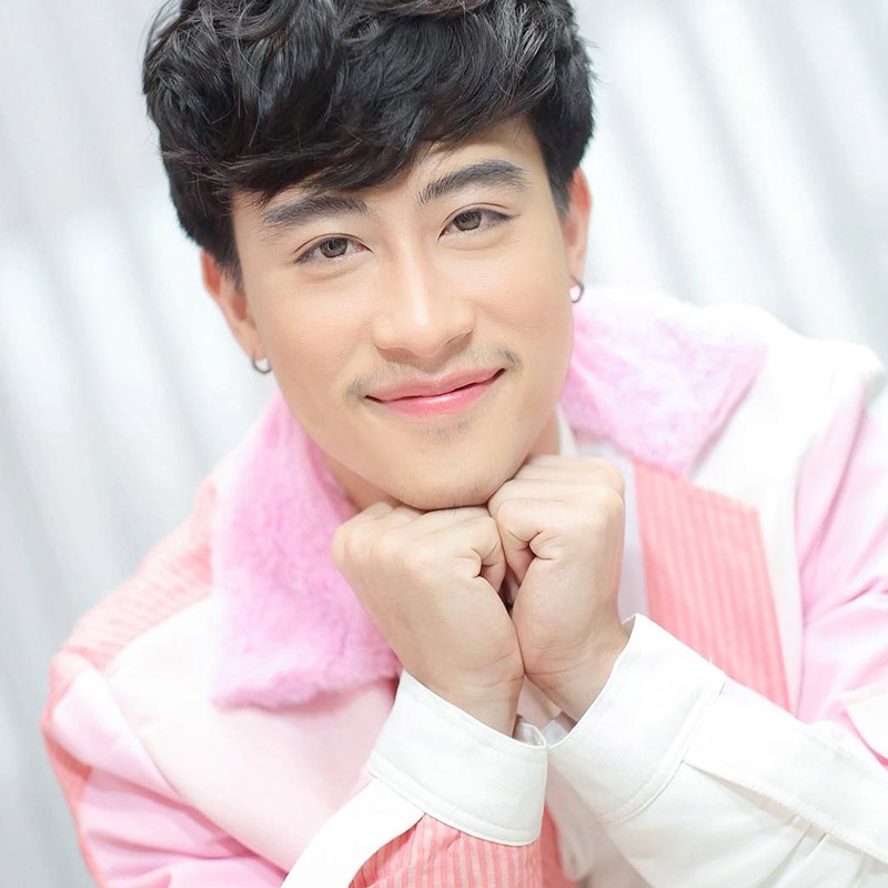 นักร้องลูกทุ่งชาย