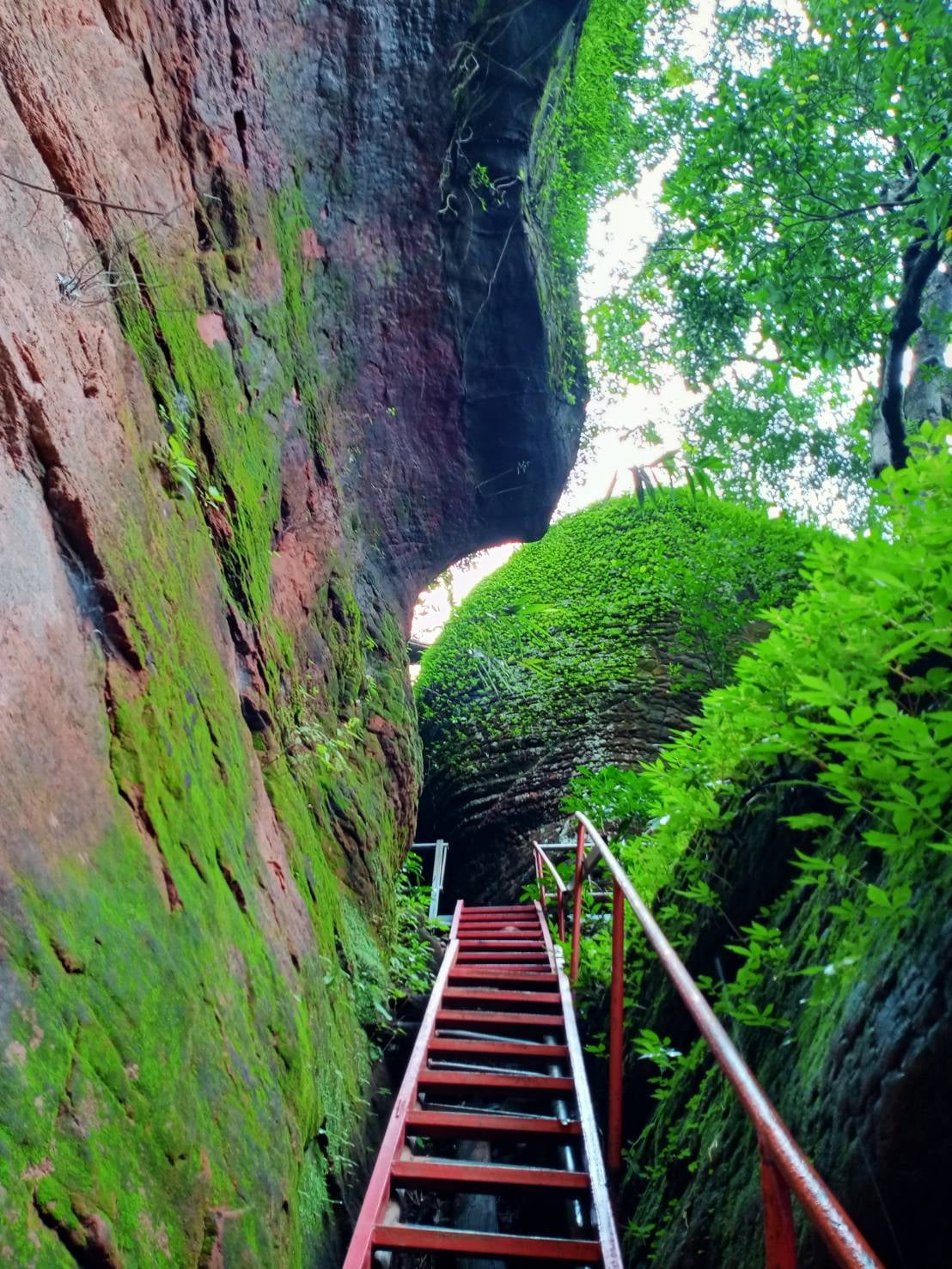 ถ้ำนาคา