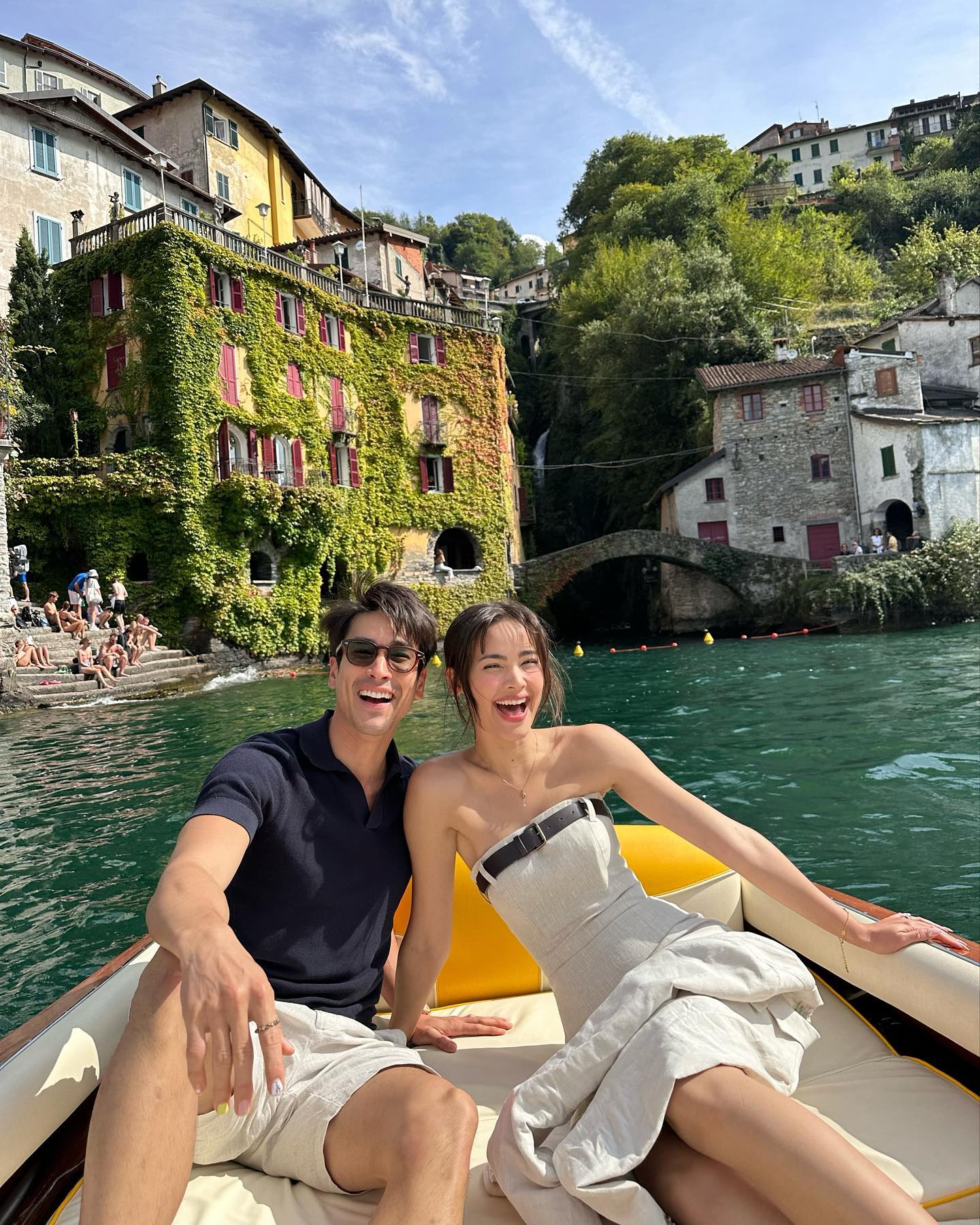 ณเดชน์ ญาญ่า  