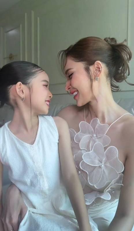 อุ้ม ลักขณา - น้องดิสนีย์