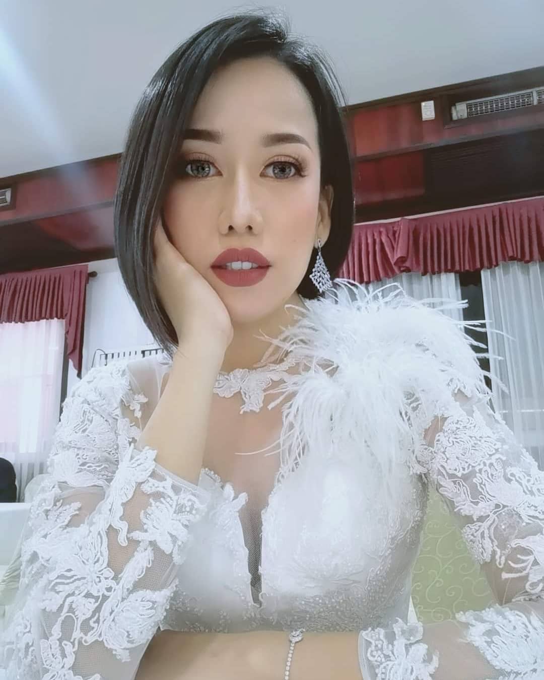 ตุ๊ก เดอะว้าวลาว