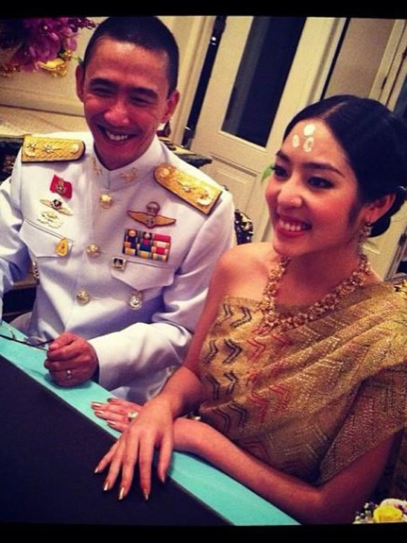 เสธ.ดอลล่าร์