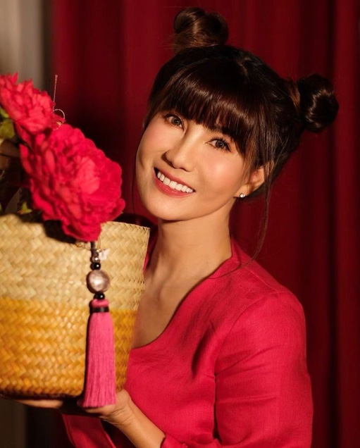 น้องฉัตร ช่างแต่งหน้า