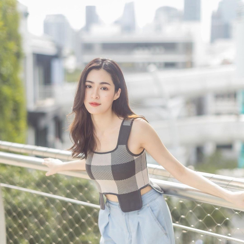 หลิงหลิง ศิริลักษณ์