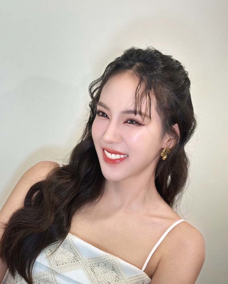 ติ๊ต๊ะ ชญานิศ