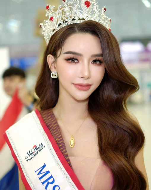 ฝน มาริสา ประวัติ