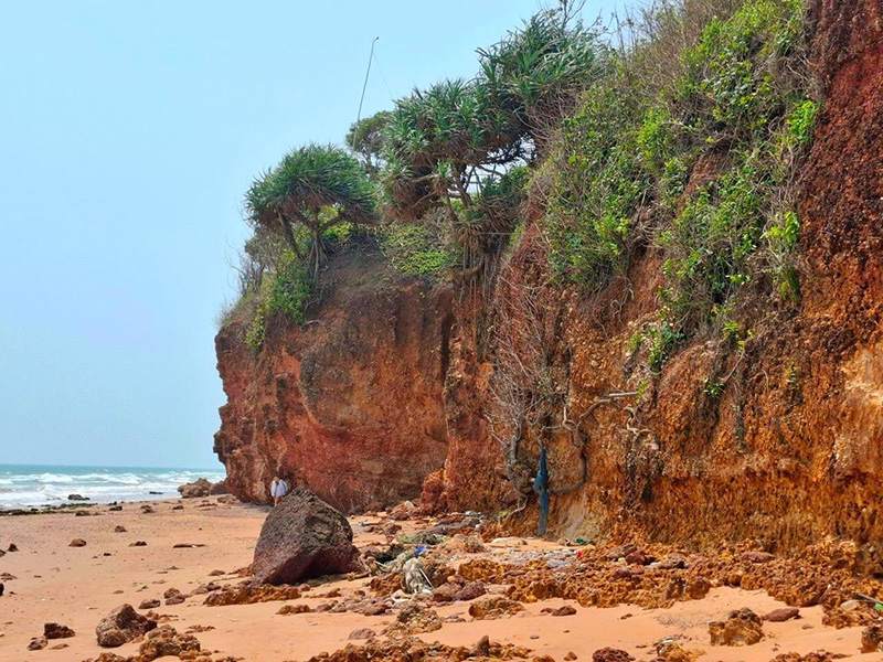 ผาฝั่งแดง ประจวบฯ