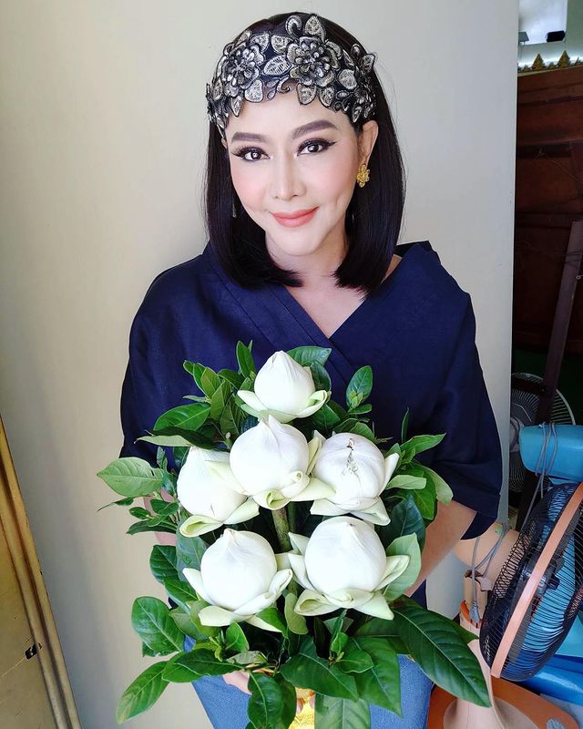 ปูดำ สรารัตน์