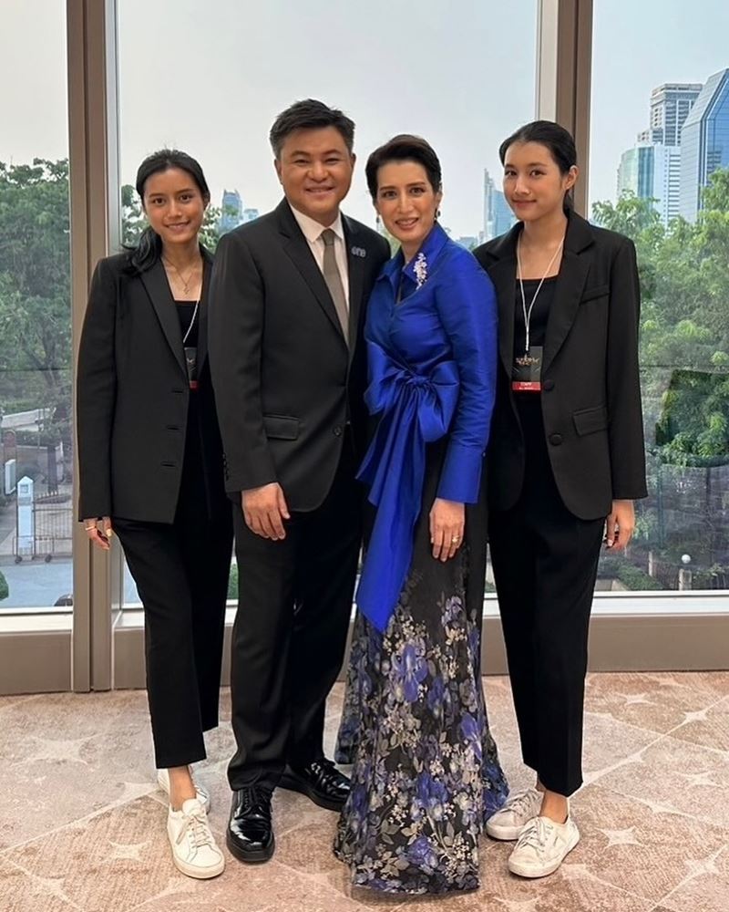 ลูกสาว บอย ถกลเกียรติ