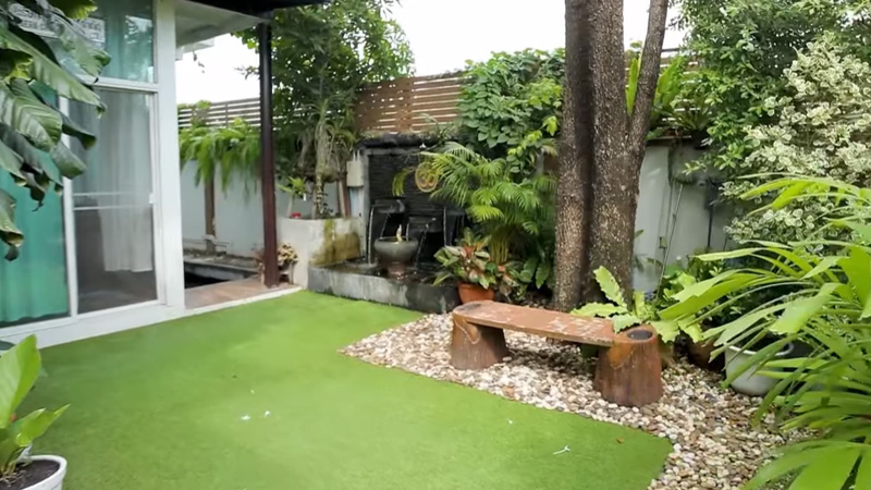บ้าน ญดา นริลญา สวนหน้าบ้าน