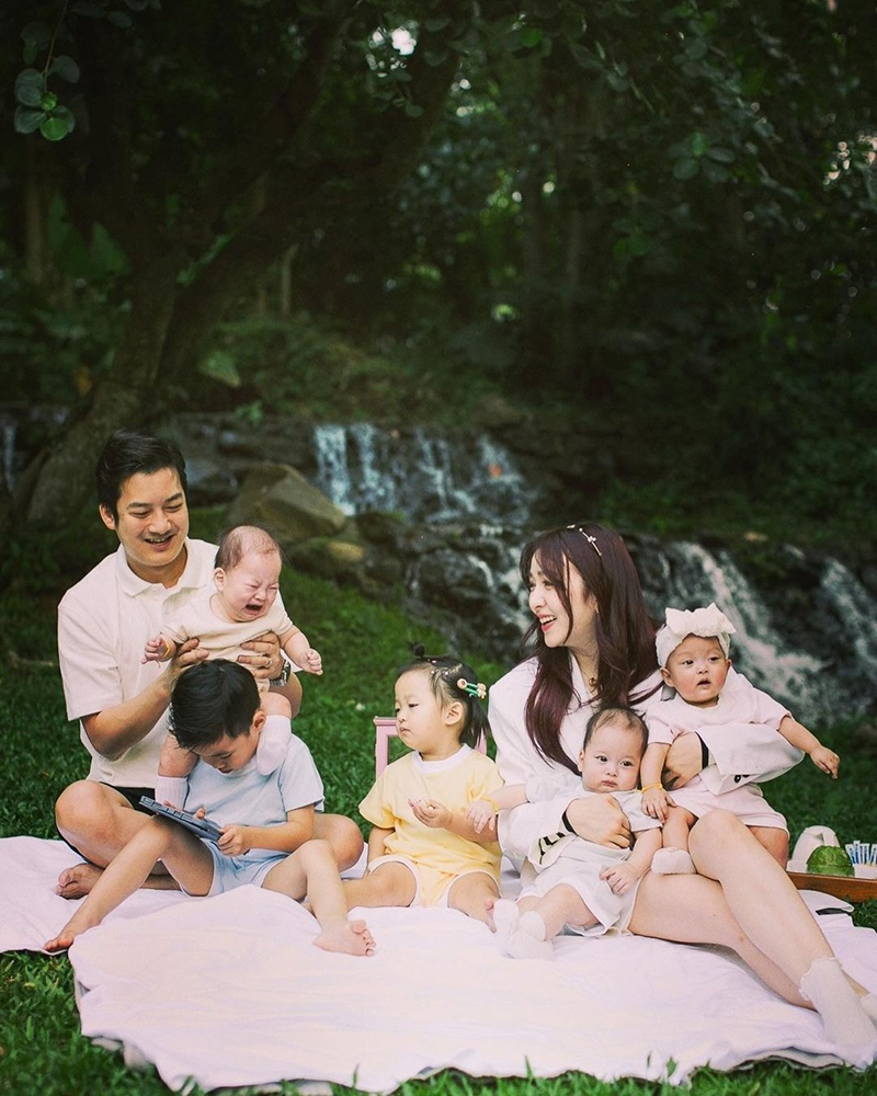 เชน ธนาตรัยฉัตร ถ่ายรูปครอบครัว