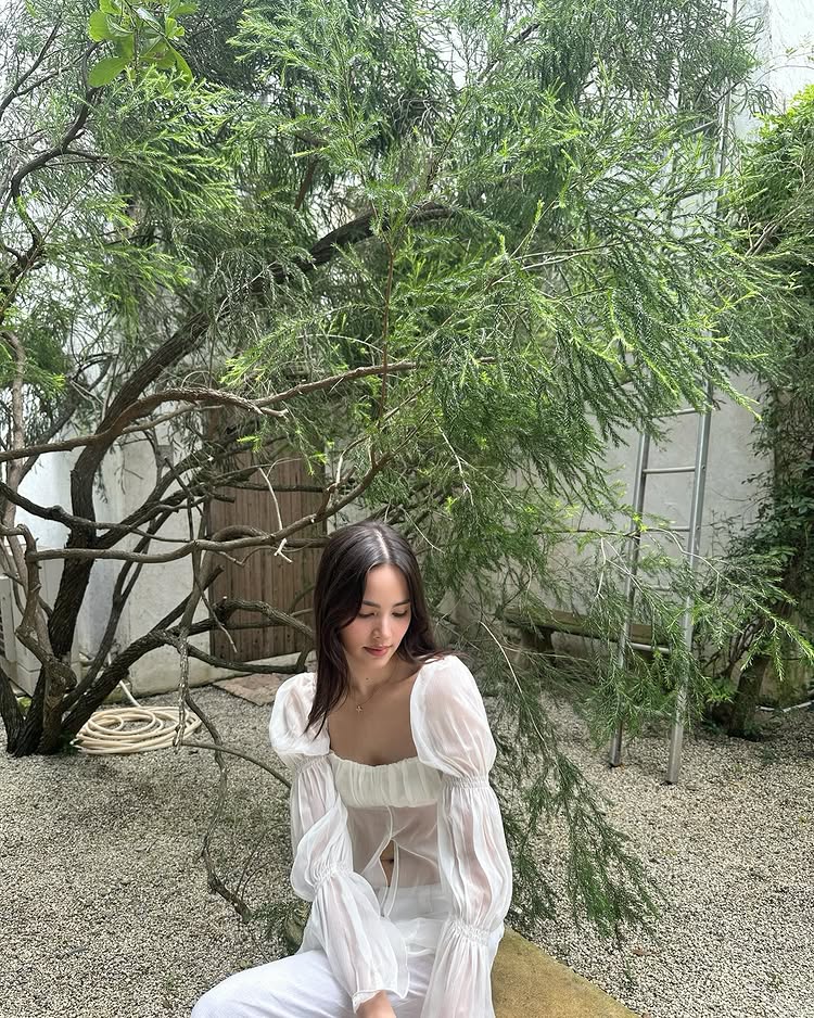 ญาญ่า อุรัสยา ชีเสิร์ฟ นุ่งบิกินี่โชว์แซ่บ อาบแดดที่ฝรั่งเศส