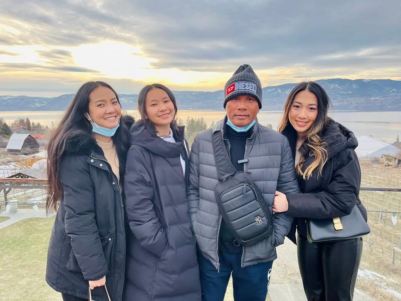 ไมค์ ภิรมย์พร