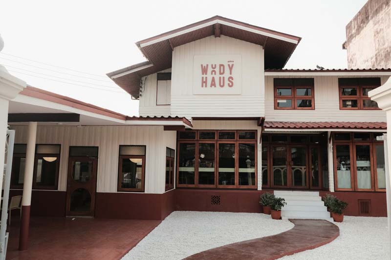 Woody Haus Café 
