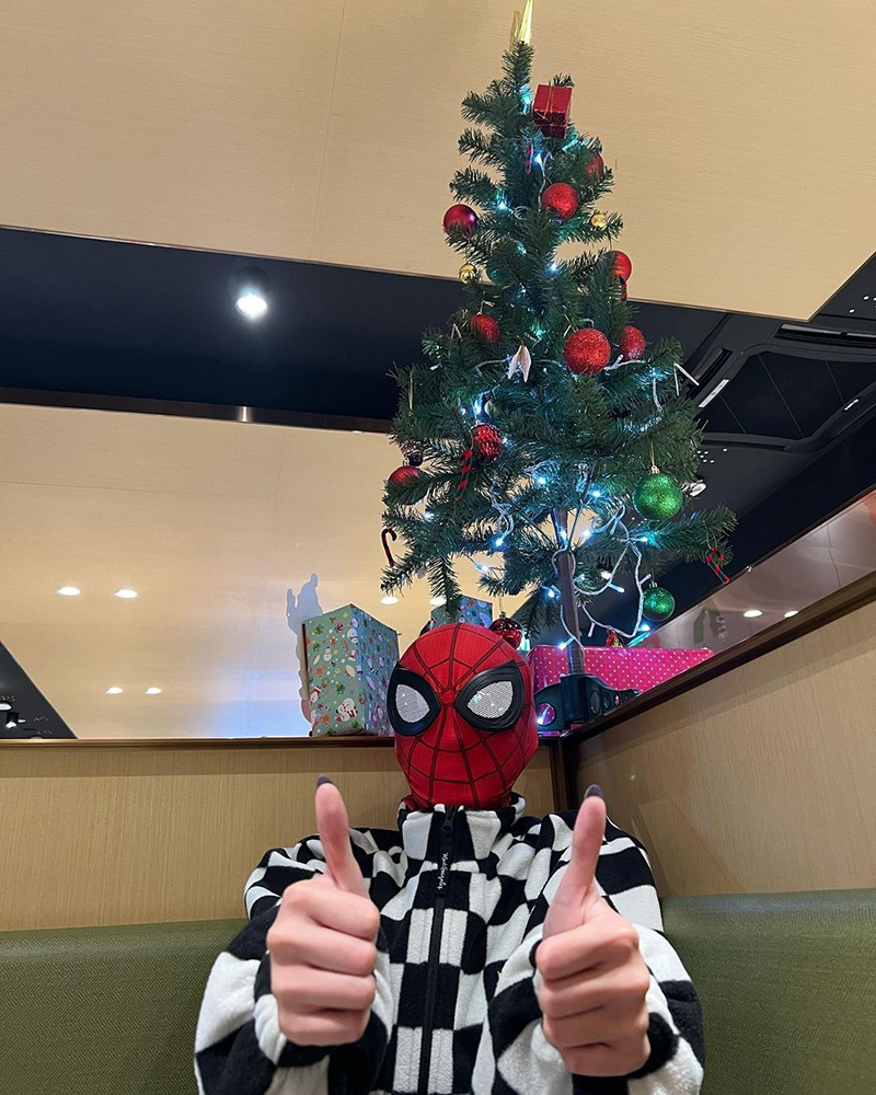 แพรวา ณิชาภัทร ใส่ชุดสไปเดอร์แมนไ