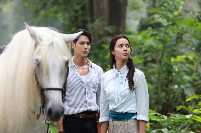 เว้าวอนรัก เด่นคุณ อแมนด้า