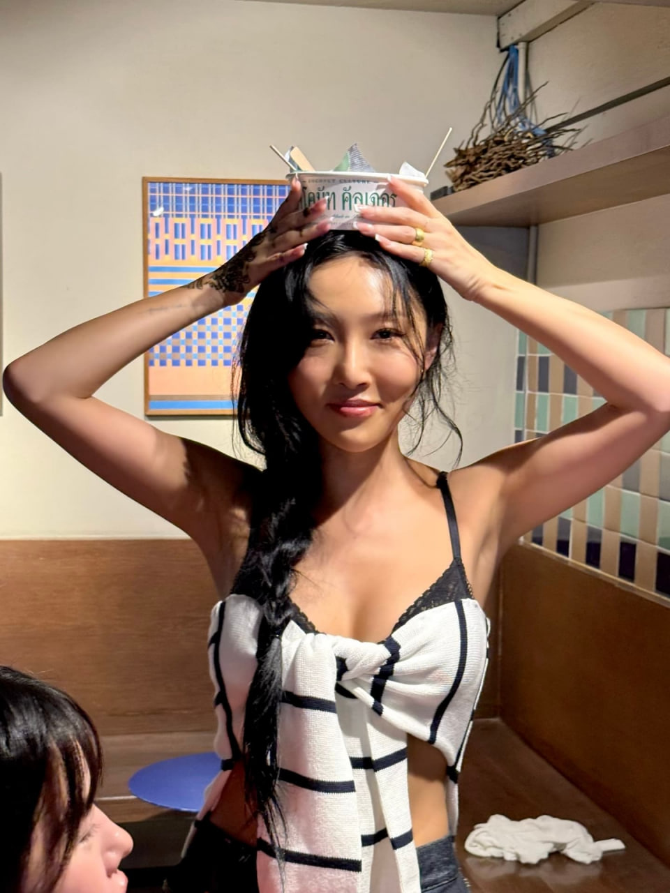 ฮวาซา MAMAMOO มาไทยเที่ยววัด